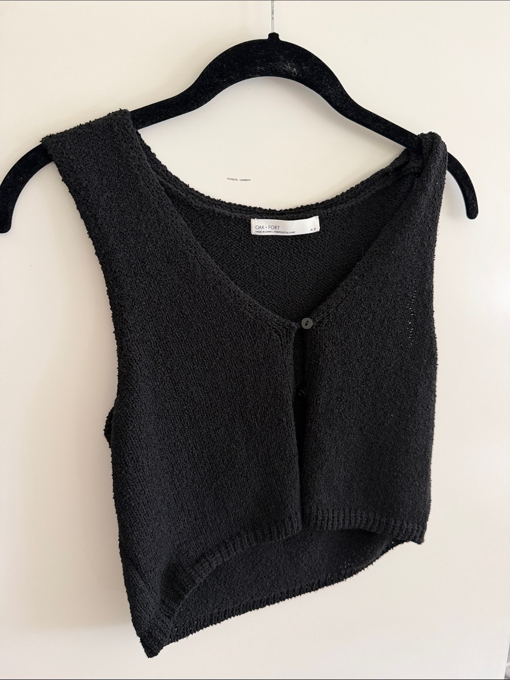OAK + FORT Black Knit Sleeveless Button-Front Tank